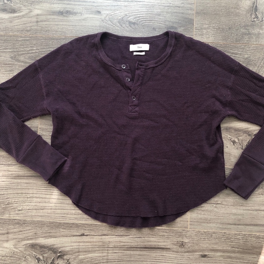 Aritzia TNA cropped Henley